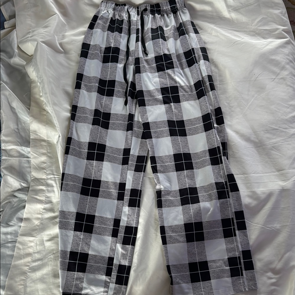 Black and White Plaid Pajama Pants with Elastic Waistband